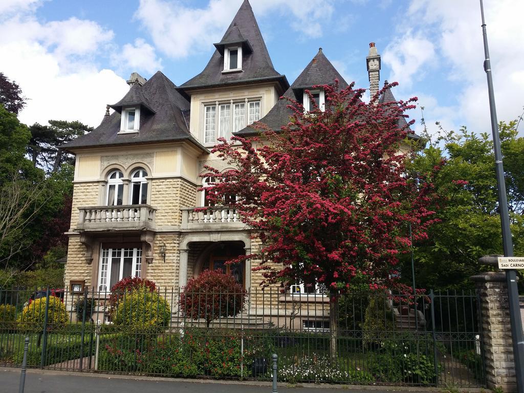 Le Castel Guesthouse Байе Экстерьер фото