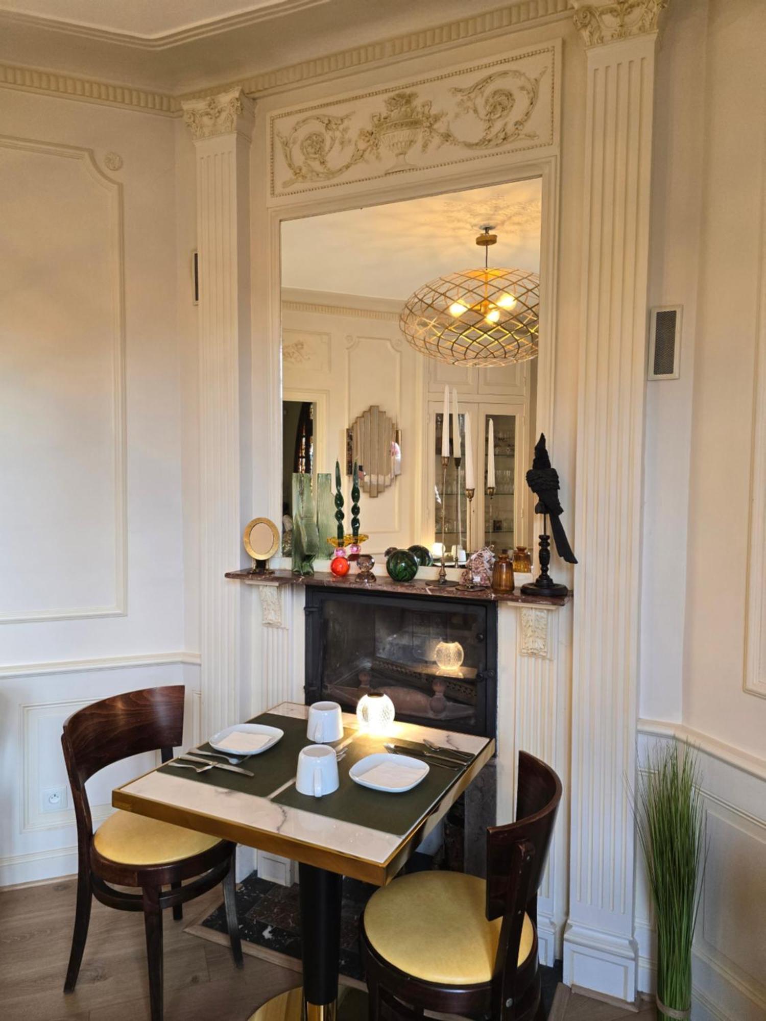Le Castel Guesthouse Байе Экстерьер фото